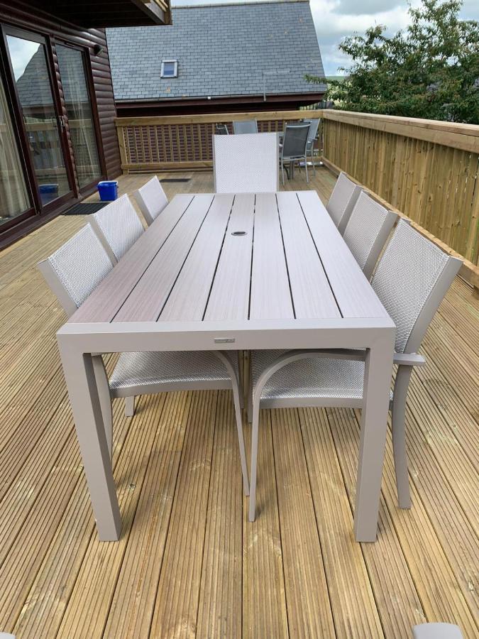 Retallack Resort 4 Bedroom Lodge - Hot Tub For Hire On Request -Pool & Spa Padstow Exterior foto